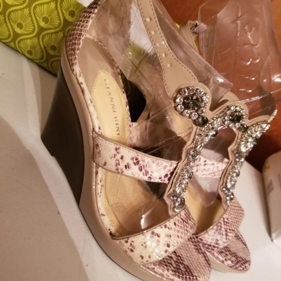 Gianni Bini Wedges Size9 - Picture 2 of 4